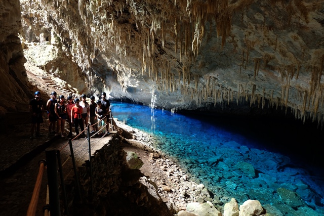 gruta do lago azul bonito ms